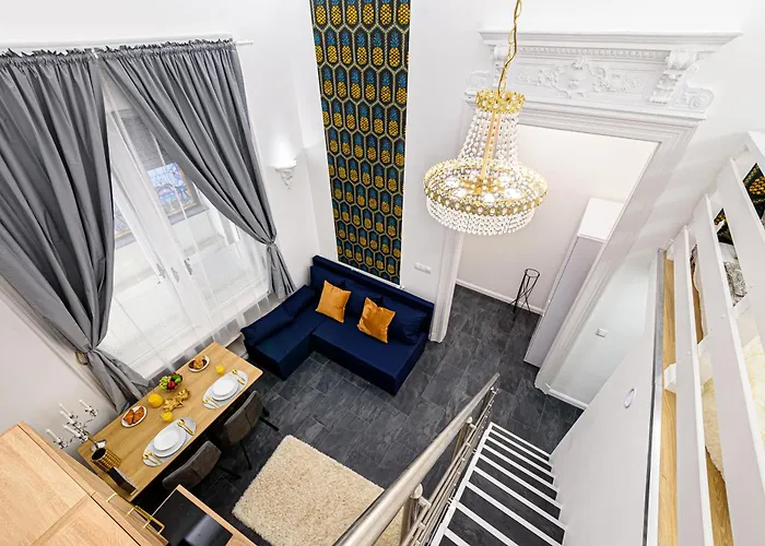One-Bedroom King Suite