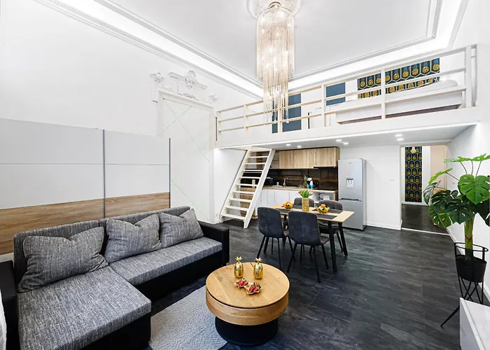 One-Bedroom King Suite
